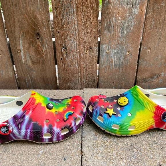 CROCS Kids Rainbow Tie Dye Red Yellow Slip On Shoe Size 5 - Picture 11 of 13